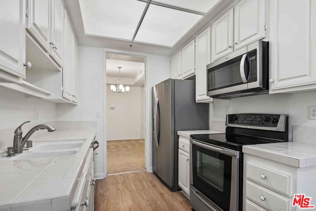 2131 Century Park Lane, Unit 307 Los Angeles, CA 90067 - Photo 17 of 56