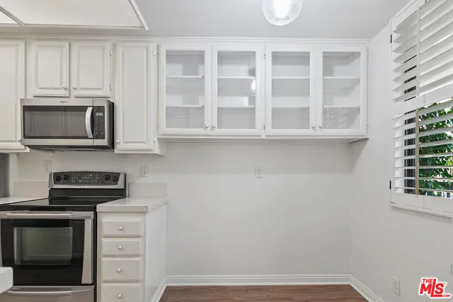 $6,000 | 2131 Century Park Lane, Unit 307, Los Angeles, CA 90067