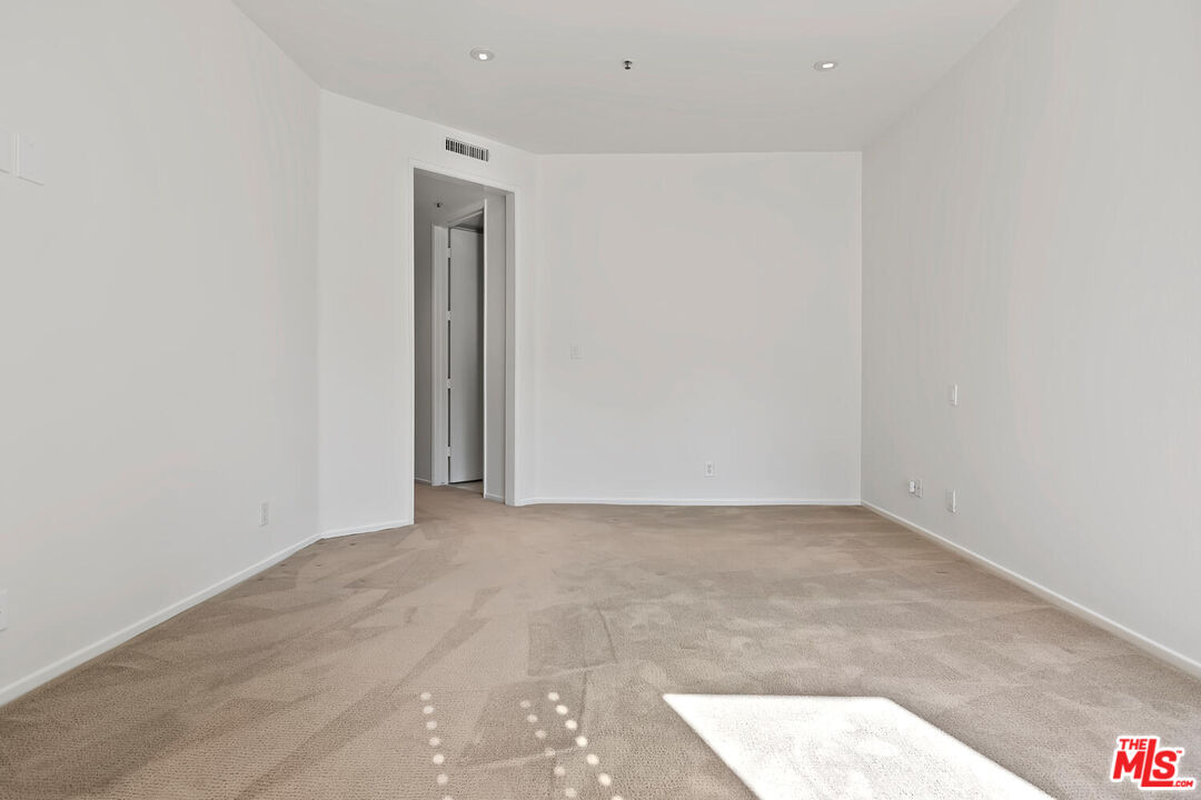 2131 Century Park Lane, Unit 307 Los Angeles, CA 90067 - Photo 27 of 56