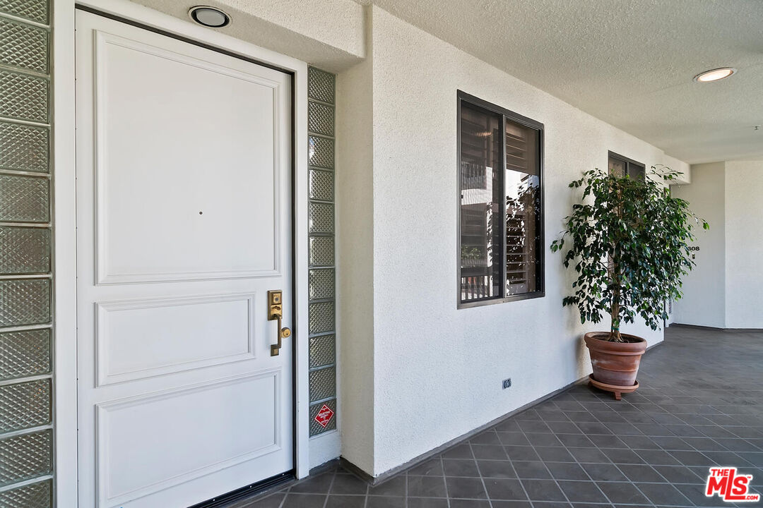 2131 Century Park Lane, Unit 307 Los Angeles, CA 90067 - Photo 5 of 56
