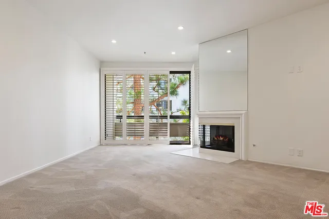 $6,000 | 2131 Century Park Lane, Unit 307, Los Angeles, CA 90067