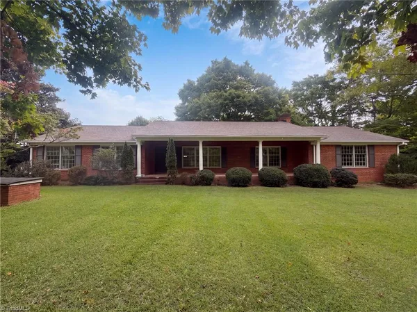 $355,000 | 3828 Waterview Road, High Point, NC 27265
