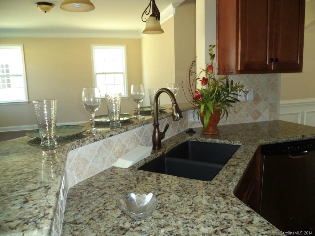 204 Annatto Way, Unit 796 Tega Cay, SC 29708 - Photo 2 of 22 Gallery Image 2