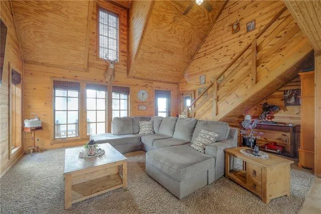 $725,000 | 6950 Northeast State Route, Butler, MO 64730