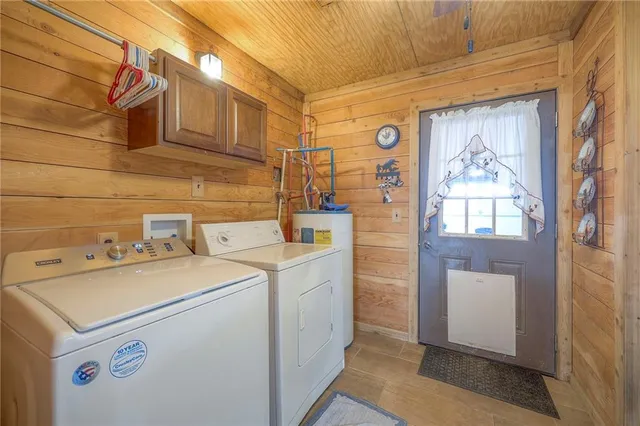 $725,000 | 6950 Northeast State Route, Butler, MO 64730