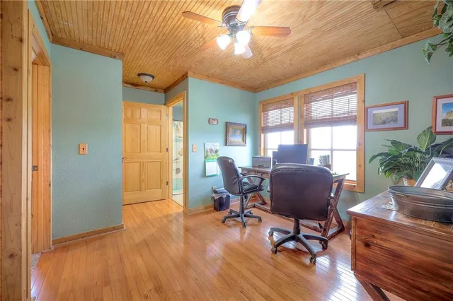 $725,000 | 6950 Northeast State Route, Butler, MO 64730