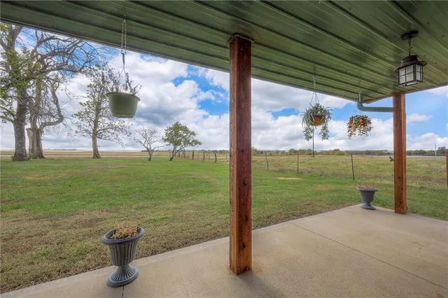 $725,000 | 6950 Northeast State Route, Butler, MO 64730