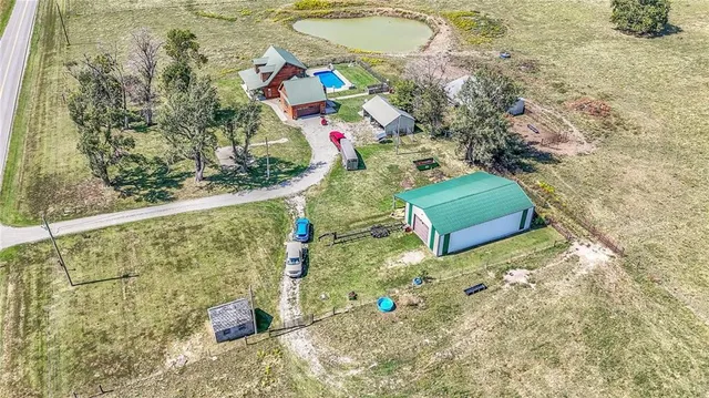 $725,000 | 6950 Northeast State Route, Butler, MO 64730