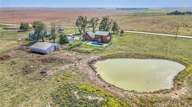 $725,000 | 6950 Northeast State Route, Butler, MO 64730