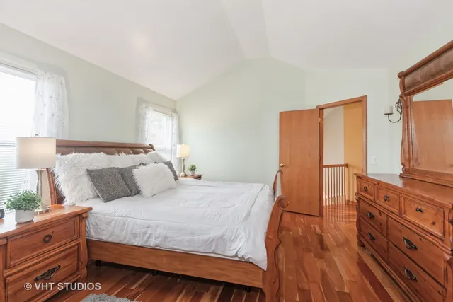 $644,999 | 2578 Crestview Drive, Aurora, IL 60502