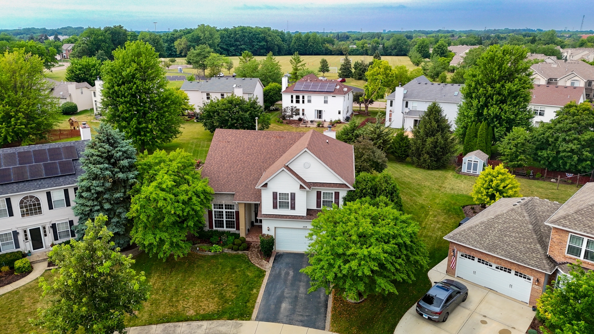 2578 Crestview Drive Aurora, IL 60502 - Photo 28 of 43 an aerial view of house with yard