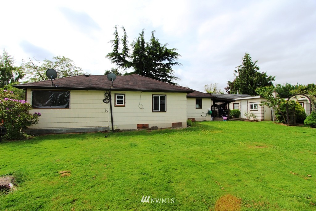 409 North Laventure Road Mount Vernon, WA 98273 - Photo 3 of 19 Gallery Image 3