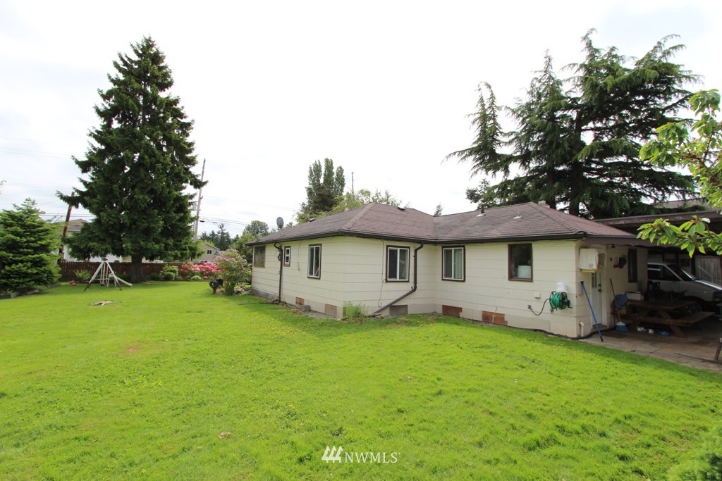 409 North Laventure Road Mount Vernon, WA 98273 - Photo 4 of 19 Gallery Image 4