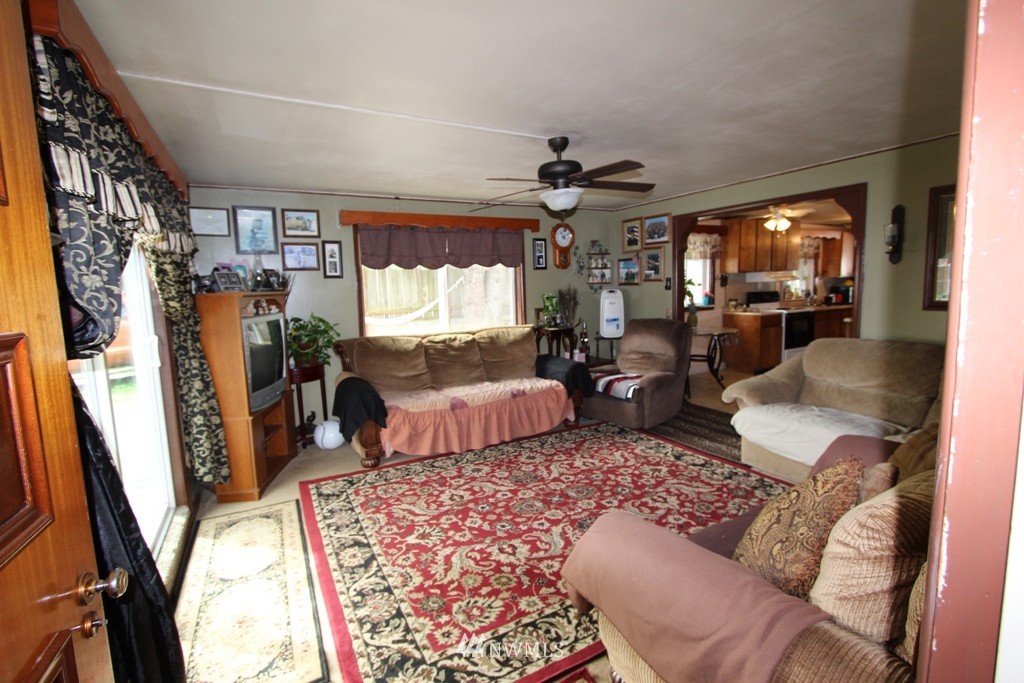 409 North Laventure Road Mount Vernon, WA 98273 - Photo 5 of 19 Gallery Image 5