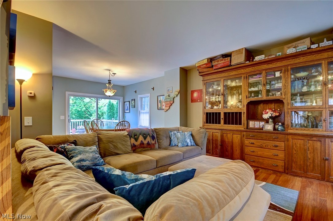 755 Duff Road Put In Bay, OH 43456 - Photo 5 of 33 Gallery Image 5