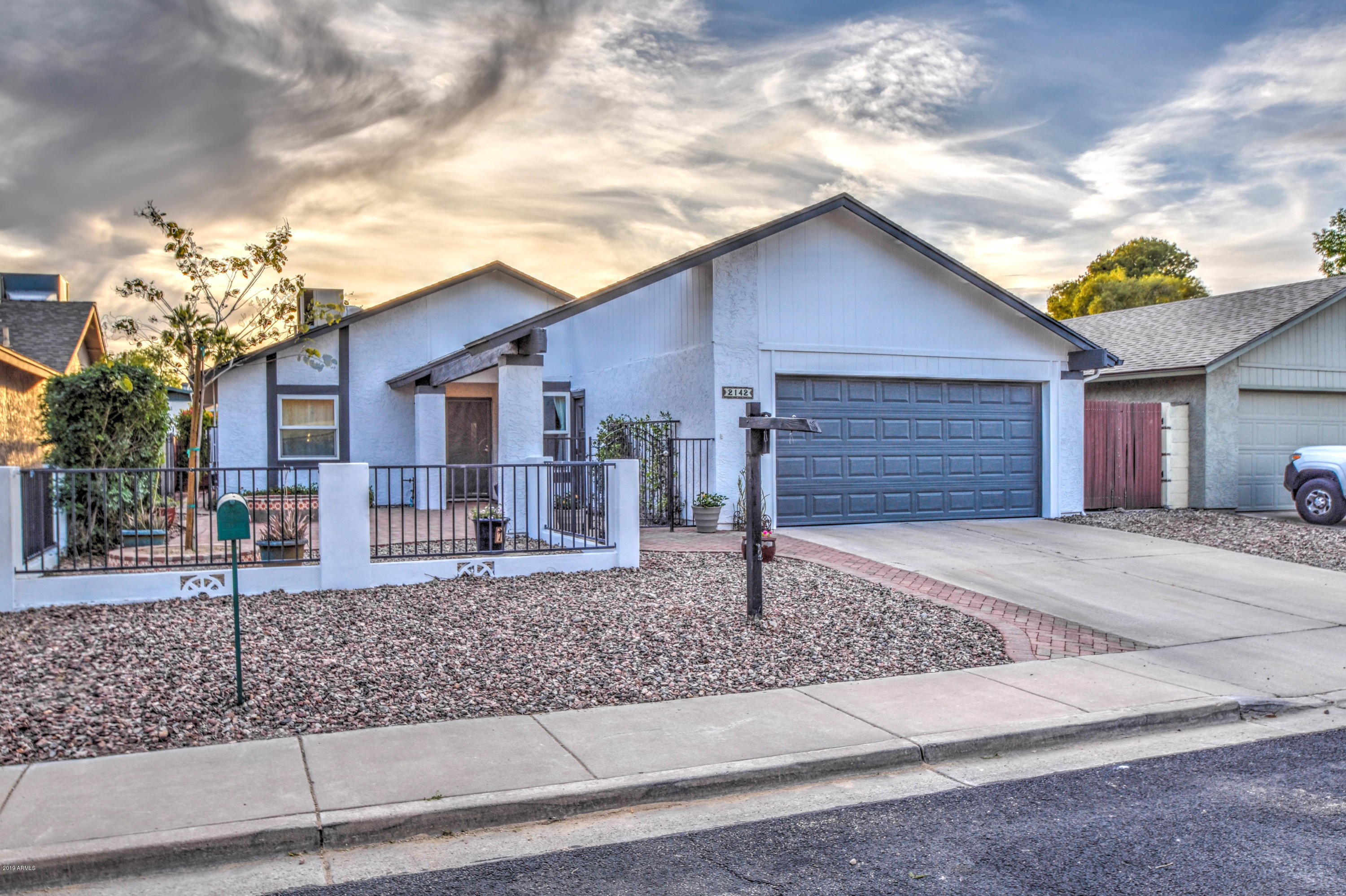 2142 West Inlet Loop Mesa, AZ 85202 - Photo 3 of 70 Front 8