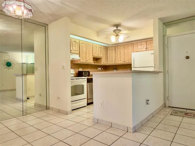 $124,900 | 9988 North Belfort Circle, Unit 111, Tamarac, FL 33321
