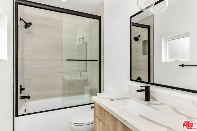 $5,000 | 1614 South Sycamore Avenue, Los Angeles, CA 90019