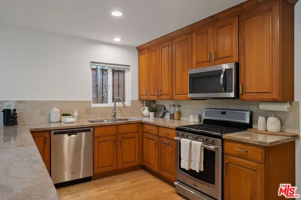 $2,598,000 | 1226 Chelsea Avenue, Santa Monica, CA 90404