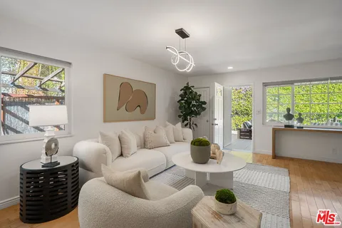 $2,790,000 | 1226 Chelsea Avenue, Santa Monica, CA 90404