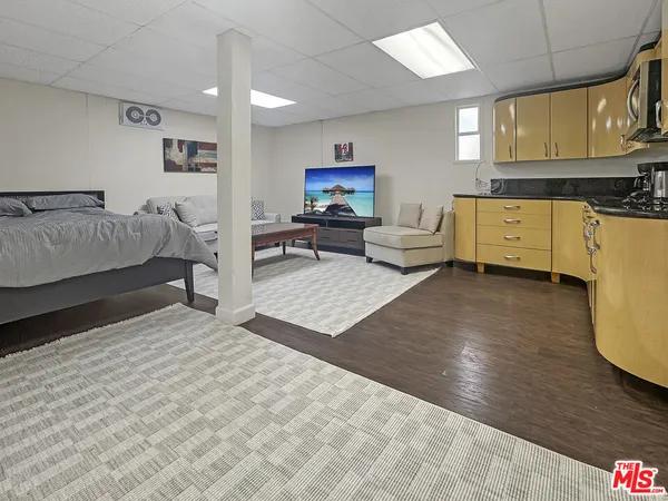 $2,598,000 | 1226 Chelsea Avenue, Santa Monica, CA 90404