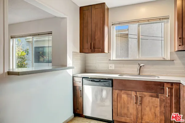 $2,598,000 | 1226 Chelsea Avenue, Santa Monica, CA 90404