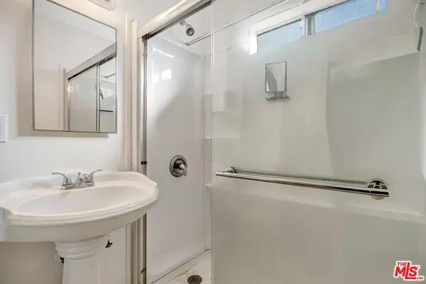 $2,598,000 | 1226 Chelsea Avenue, Santa Monica, CA 90404