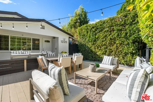 $2,598,000 | 1226 Chelsea Avenue, Santa Monica, CA 90404