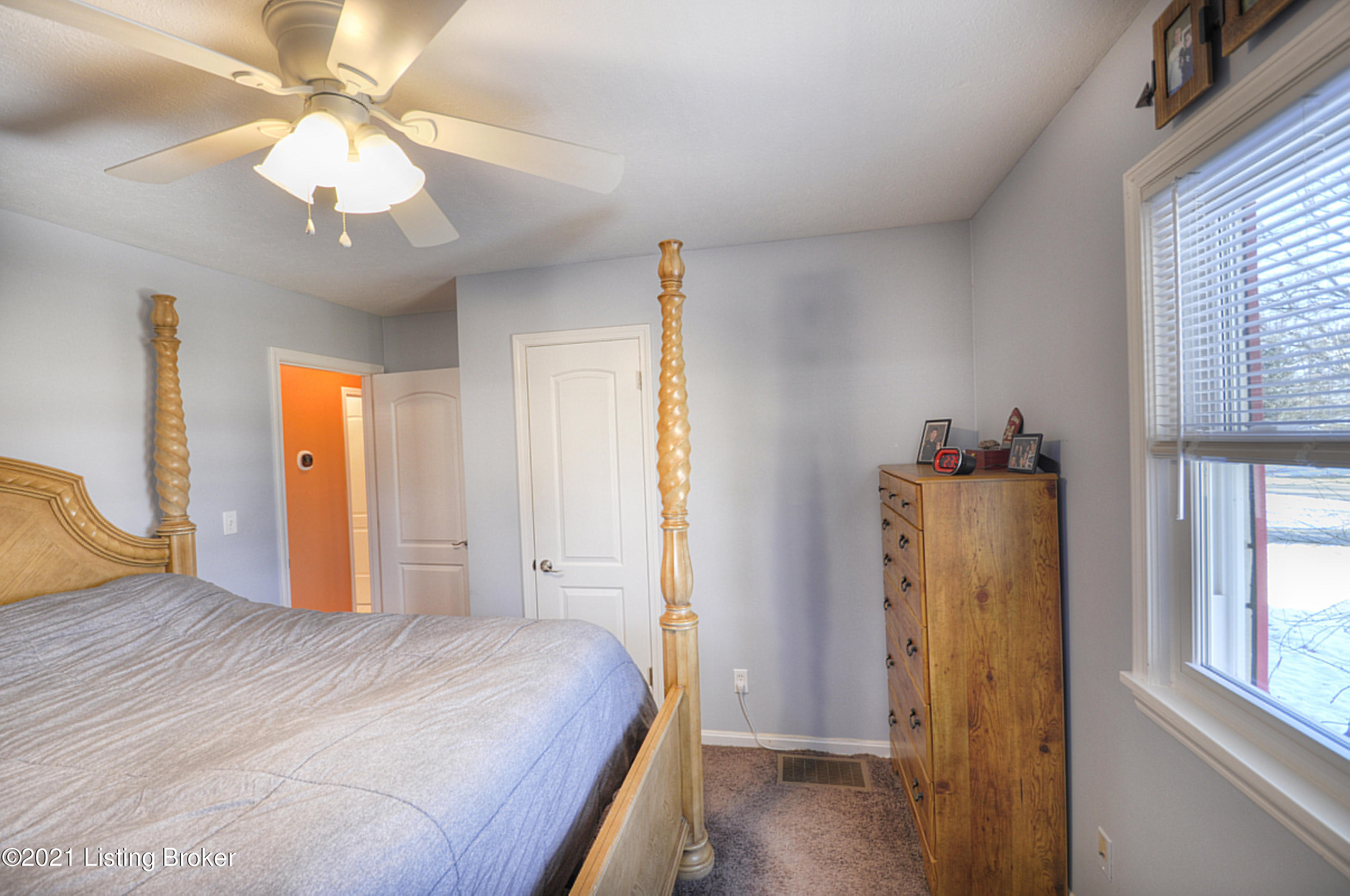 5520 Beth Road Louisville, KY 40219 - Photo 13 of 21 _DSC0178_79_80