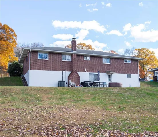 $259,900 | 131 Highland Drive, Leechburg, PA 15656