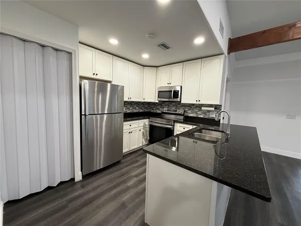 $1,850 | 4999 Dover Circle, Orlando, FL 32807