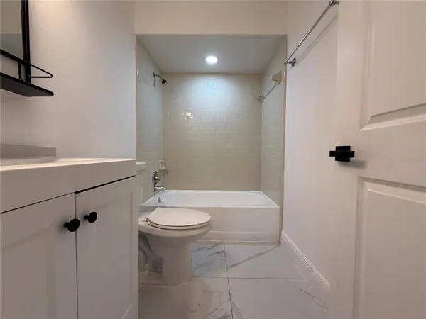 $1,850 | 4999 Dover Circle, Orlando, FL 32807