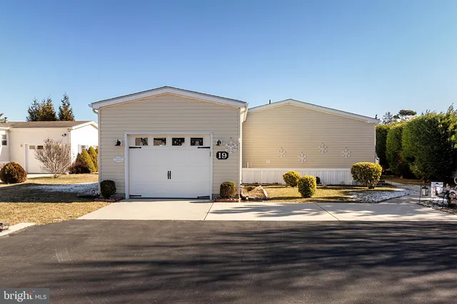 $199,000 | 19 Mayfair Lane, Lewes, DE 19958