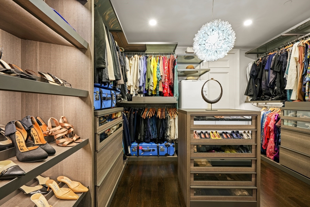 20 Beacon Street, Unit PH Chestnut Hill, MA 02467 - Photo 9 of 17