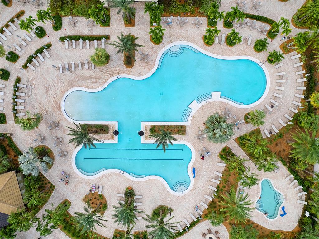 17807 Eastbrook Terrace Lakewood Ranch, FL 34202 - Photo 83 of 92 an aerial view of a swimming pool