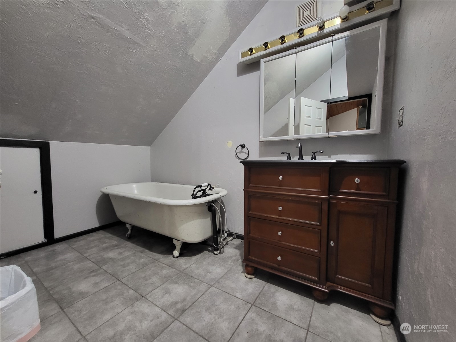 180 West Lake Pleasant Road Beaver, WA 98305 - Photo 23 of 31 Gallery Image 23
