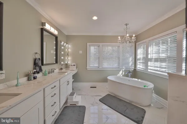 $1,999,900 | 114 Federal Twist Road, Stockton, NJ 08559
