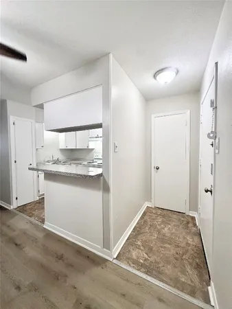 $775 | 201 South Kaysie Street, Unit 3, Angleton, TX 77515