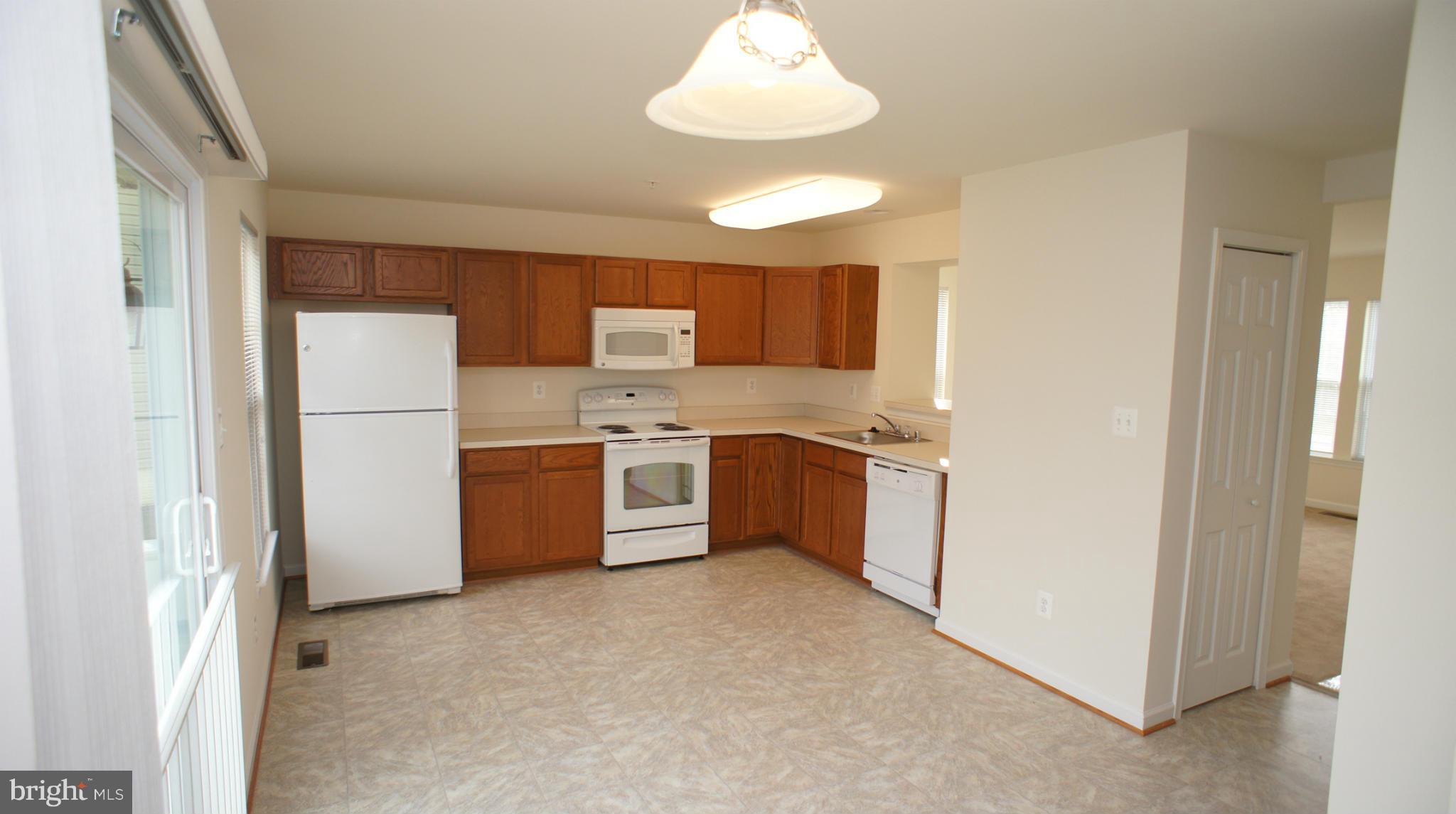 1486 Wellspring Drive Aberdeen, MD 21001 - Photo 5 of 12 Kitchen