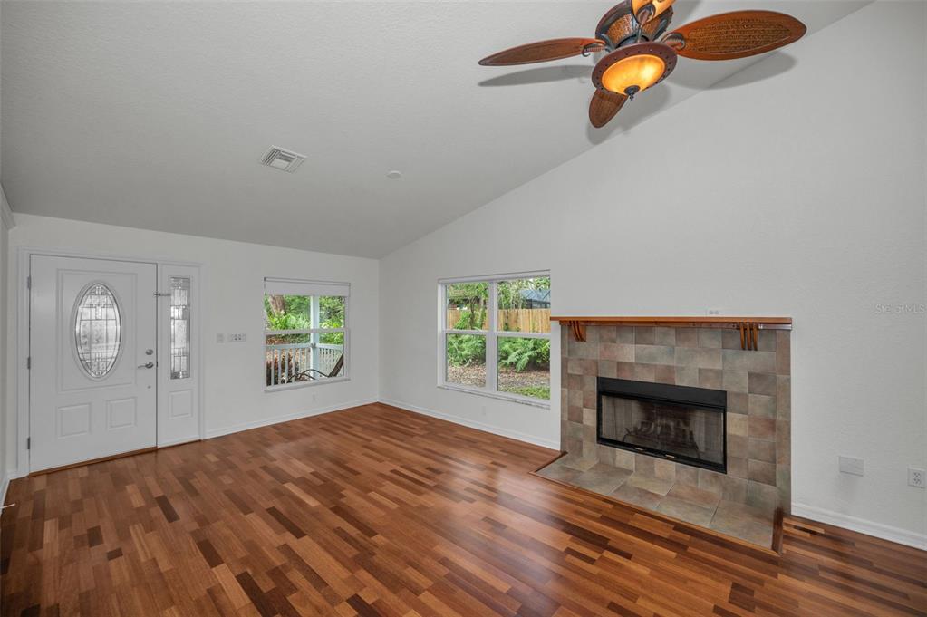 6007 98th Way North St. Petersburg, FL 33708 - Photo 10 of 41