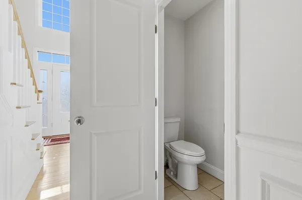 $869,999 | 162 Bayberry Road, Raynham, MA 02767