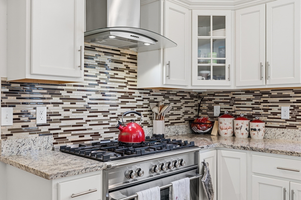 162 Bayberry Road Raynham, MA 02767 - Photo 20 of 41