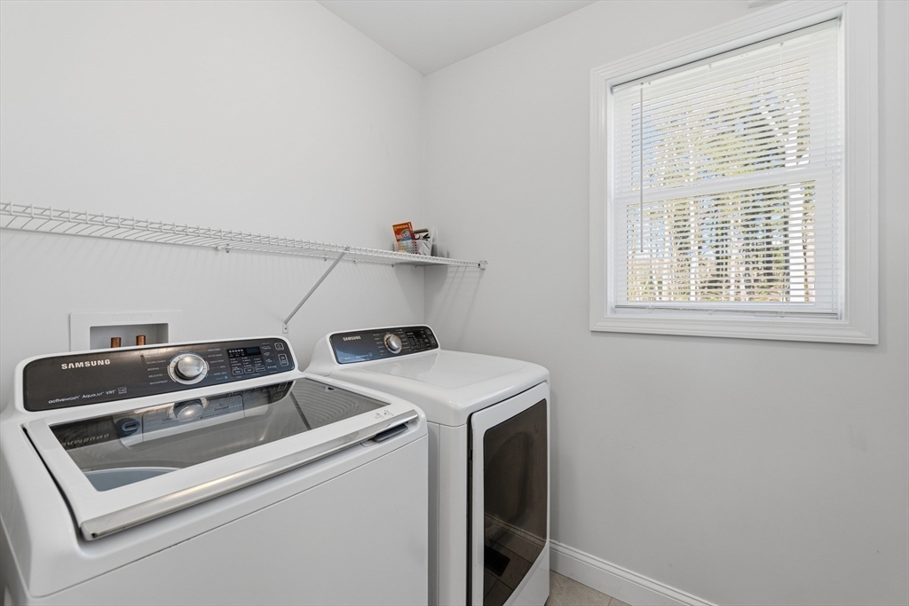 162 Bayberry Road Raynham, MA 02767 - Photo 22 of 41