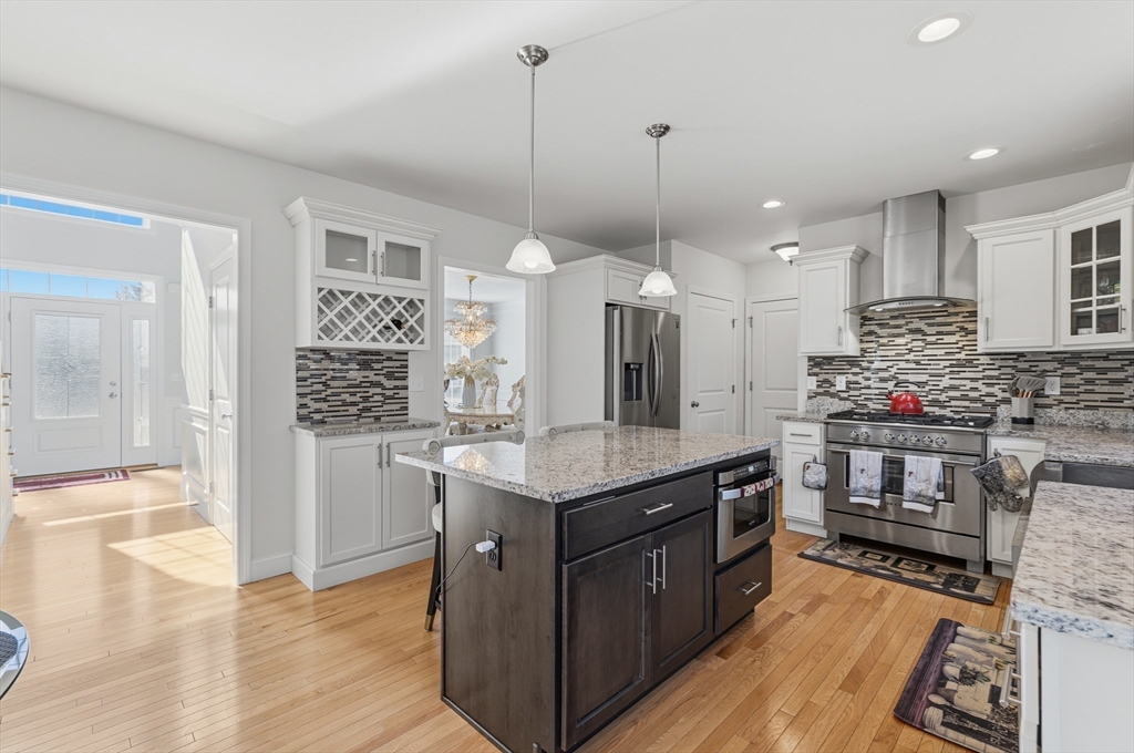 162 Bayberry Road Raynham, MA 02767 - Photo 23 of 41