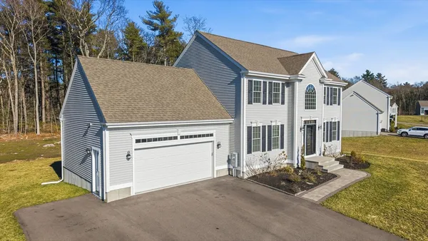 $869,999 | 162 Bayberry Road, Raynham, MA 02767