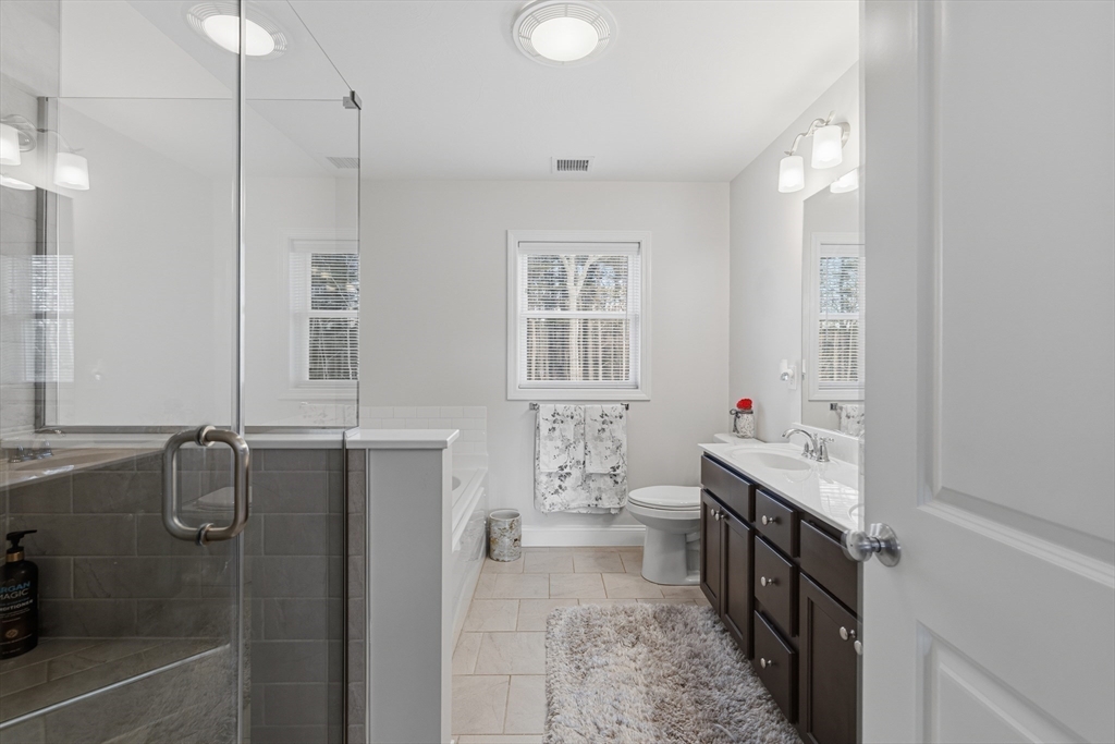 162 Bayberry Road Raynham, MA 02767 - Photo 34 of 41