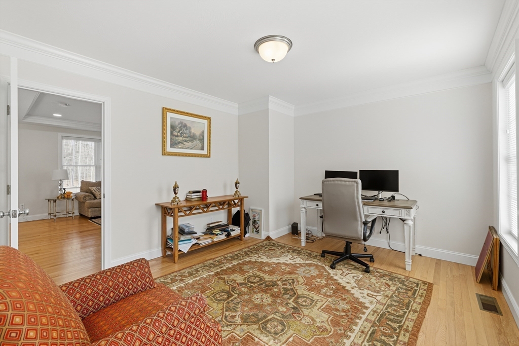 162 Bayberry Road Raynham, MA 02767 - Photo 10 of 41