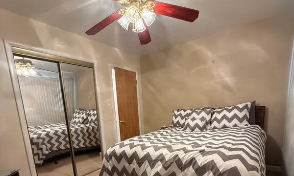 $290,000 | 2553 West 82nd Place, Chicago, IL 60652