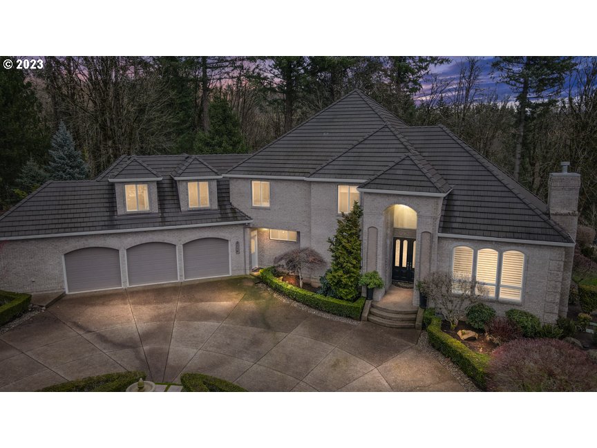 9718 Northwest Skyview Dr  