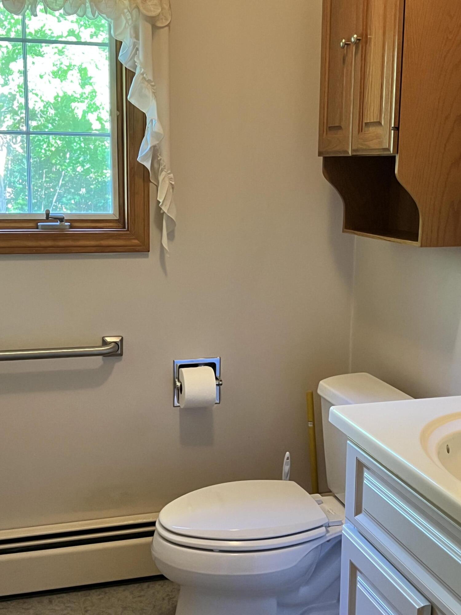 298 Perham Street Farmington, ME 04938 - Photo 11 of 52 IMG_3375